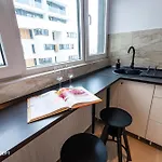 アパート 921